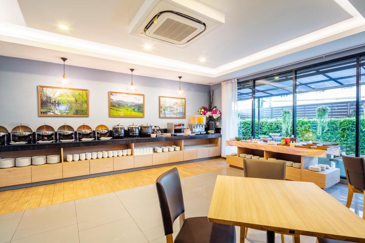 Livotel Hotel Kaset Nawamin Bangkok Dış mekan fotoğraf
