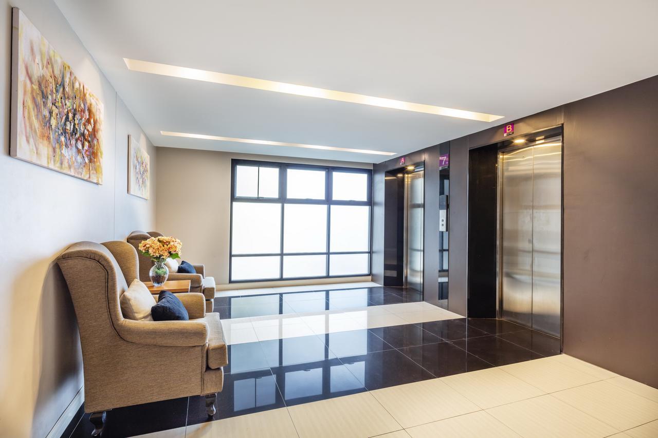 Livotel Hotel Kaset Nawamin Bangkok Dış mekan fotoğraf