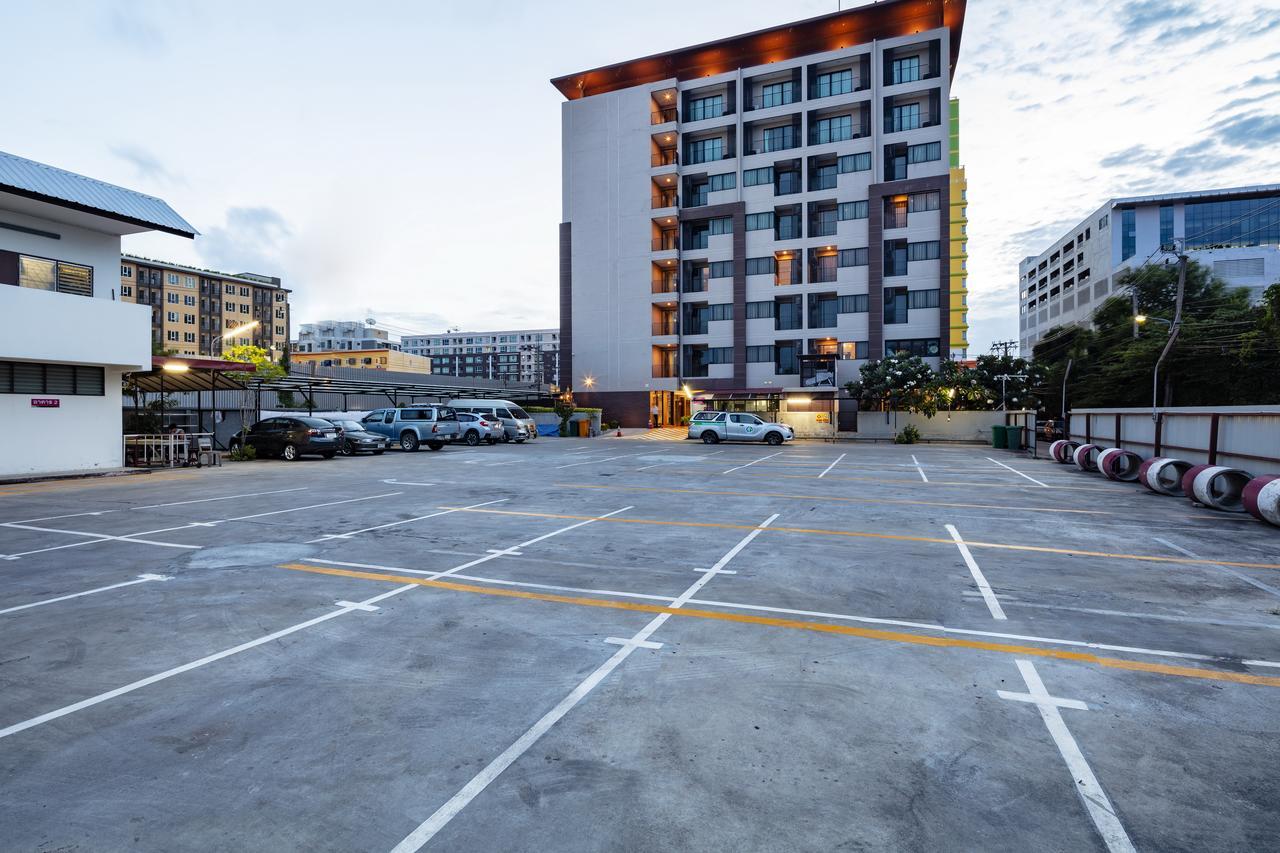 Livotel Hotel Kaset Nawamin Bangkok Dış mekan fotoğraf